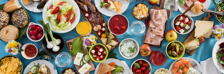 Heerlijk eten tijdens een zeilreis in Nederland